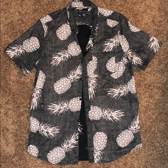 public opinion Other - FINAL DROP🔥 Pineapple button down, Size Large